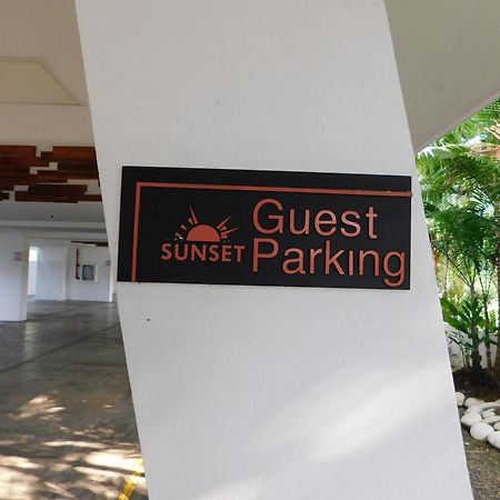 Sunset 205, Sleeps Six, Next Door To The Pool, 100M To The Beach! جاكو المظهر الخارجي الصورة
