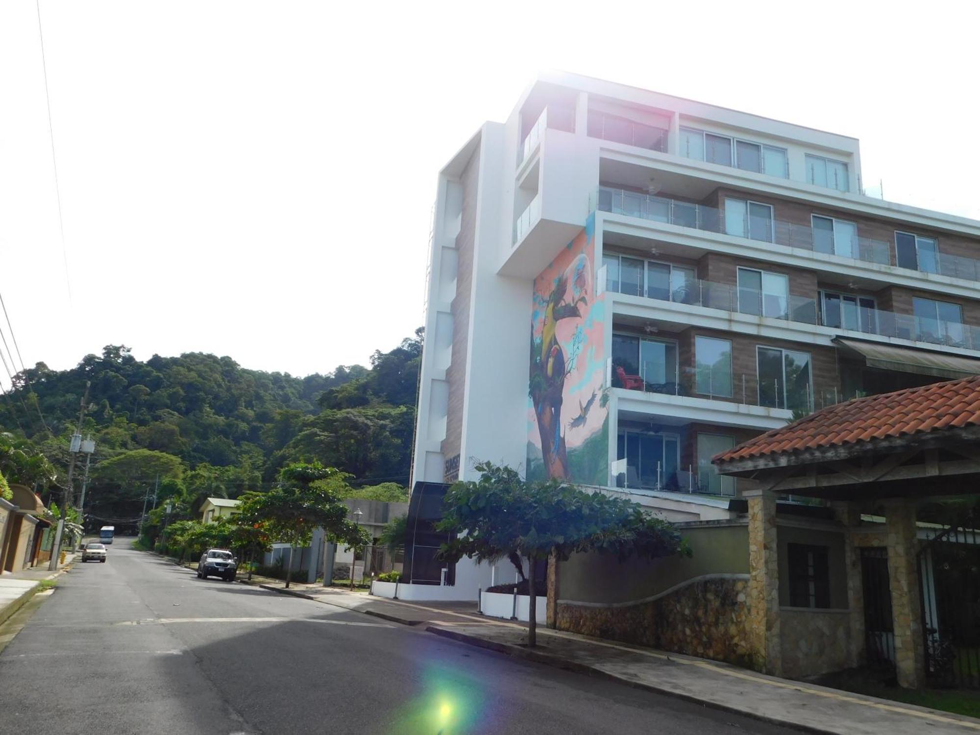 Sunset 205, Sleeps Six, Next Door To The Pool, 100M To The Beach! جاكو المظهر الخارجي الصورة