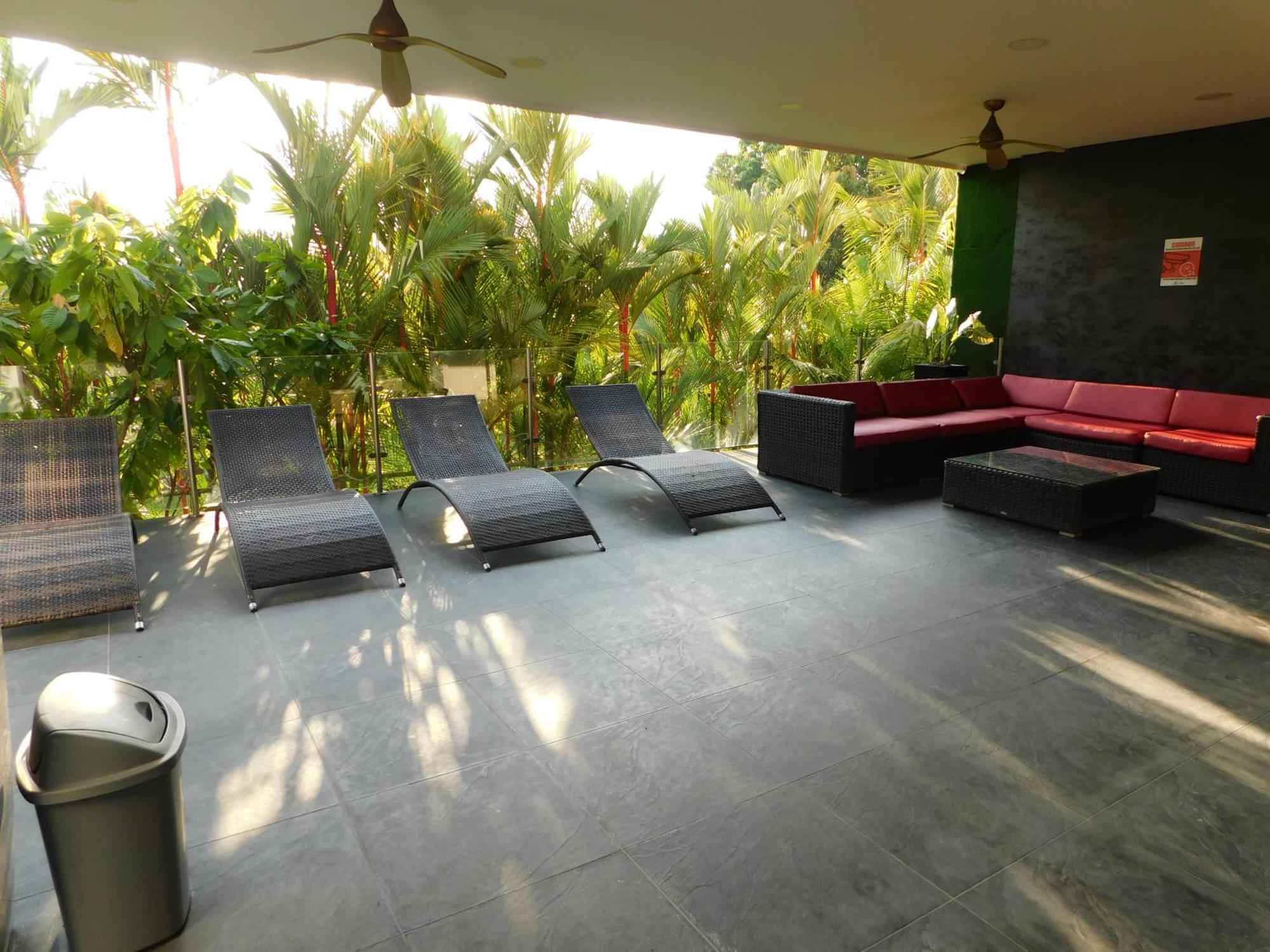 Sunset 205, Sleeps Six, Next Door To The Pool, 100M To The Beach! جاكو المظهر الخارجي الصورة